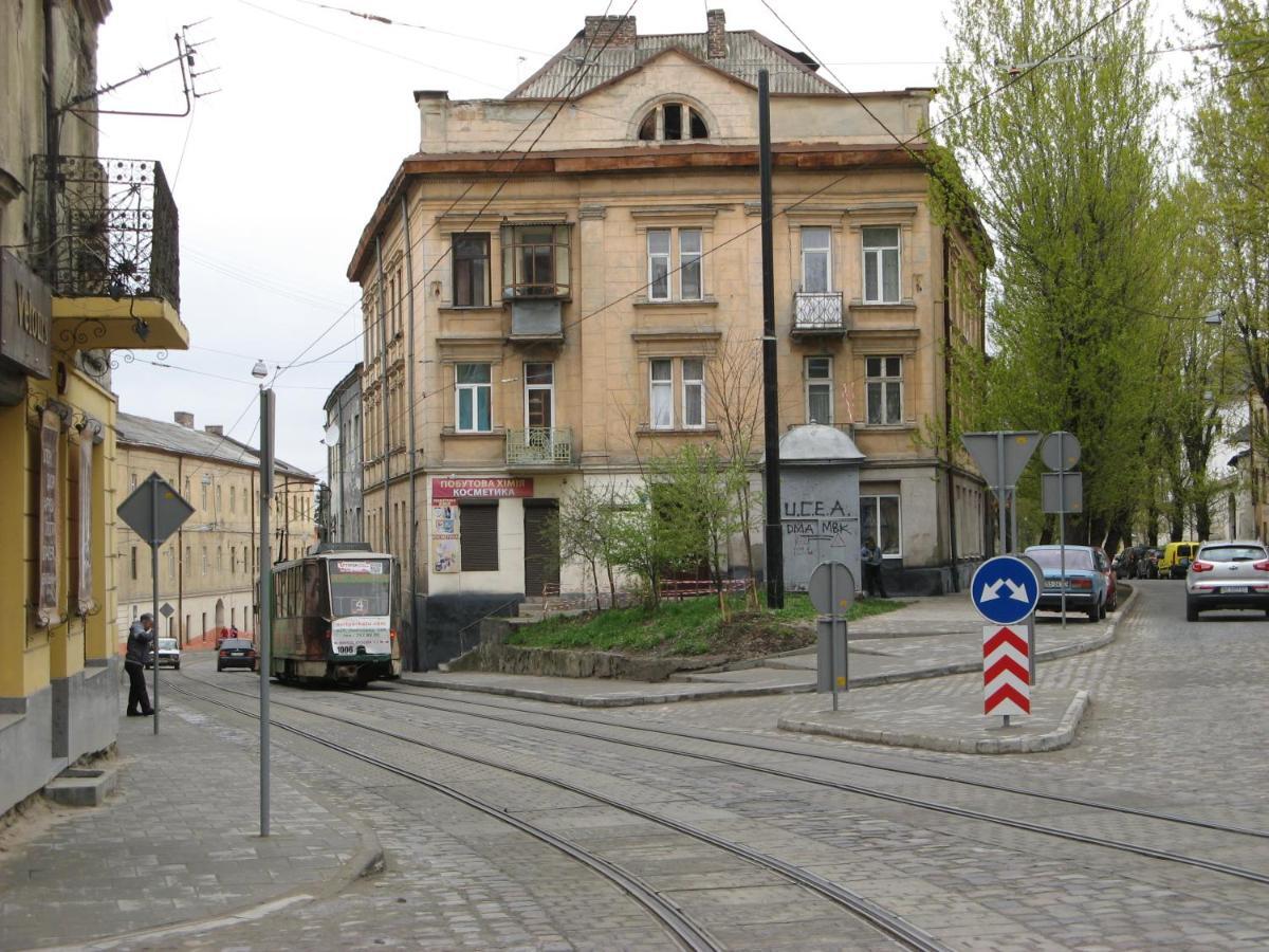 Beautiful apartments in the center Lviv Extérieur photo